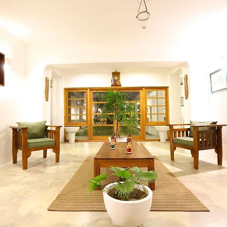 Отель Kayjay Palms Passikudah Экстерьер фото