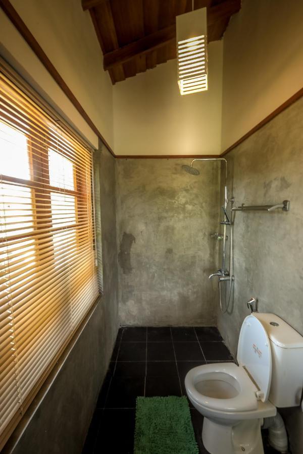 Отель Kayjay Palms Passikudah Экстерьер фото