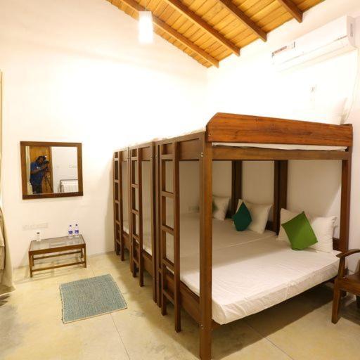Отель Kayjay Palms Passikudah Экстерьер фото