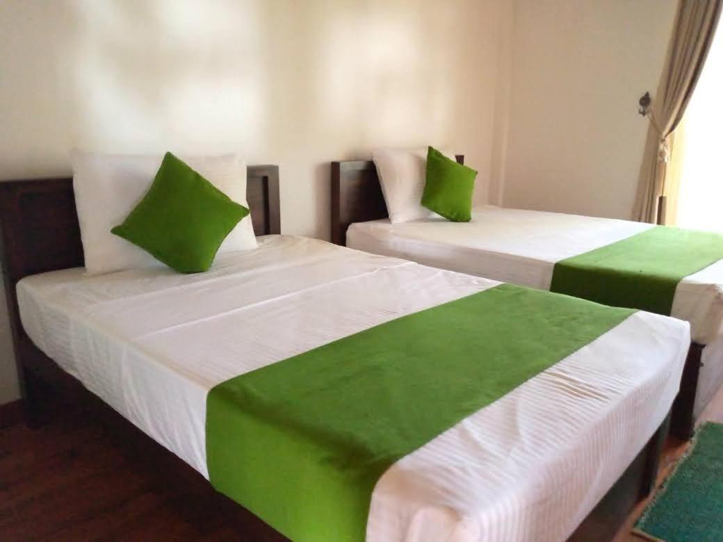 Отель Kayjay Palms Passikudah Экстерьер фото